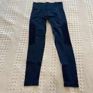 curves and combatboots seamless black leggings